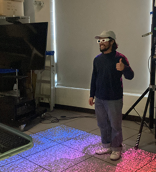 testing 3D glasses